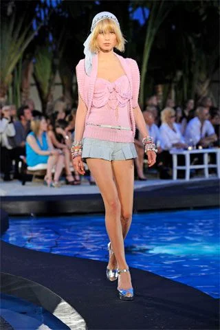 Look 24